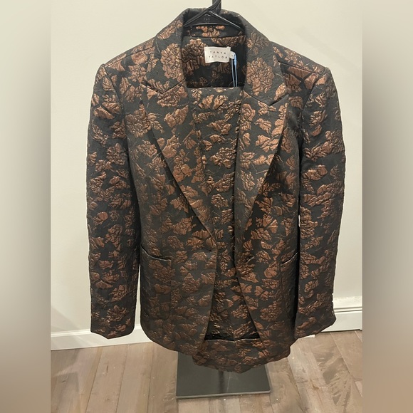 NWT GORGEOUS RARE FIND TANYA TAYLOR Embroidered suit-size 4- MSRP $1090 - Picture 1 of 5